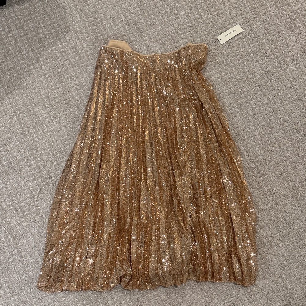NWT Francesca's Collections Glittering Gold A-Line Skirt